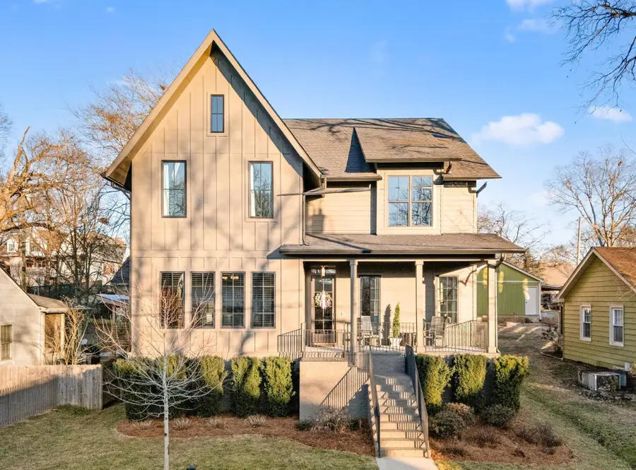 122 38th Ave N, Nashville, TN 37209 - #3