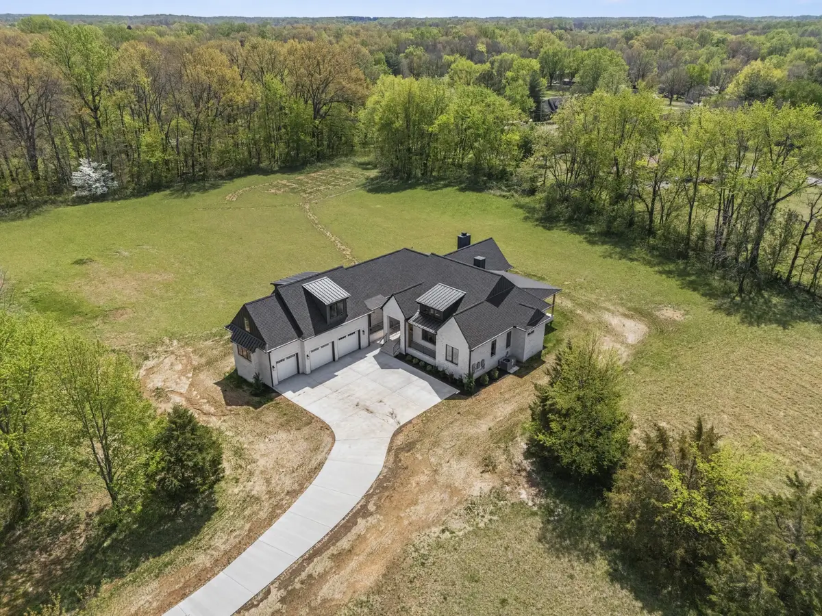 116 Bradley Ln, Cottontown, TN 37048 - #1
