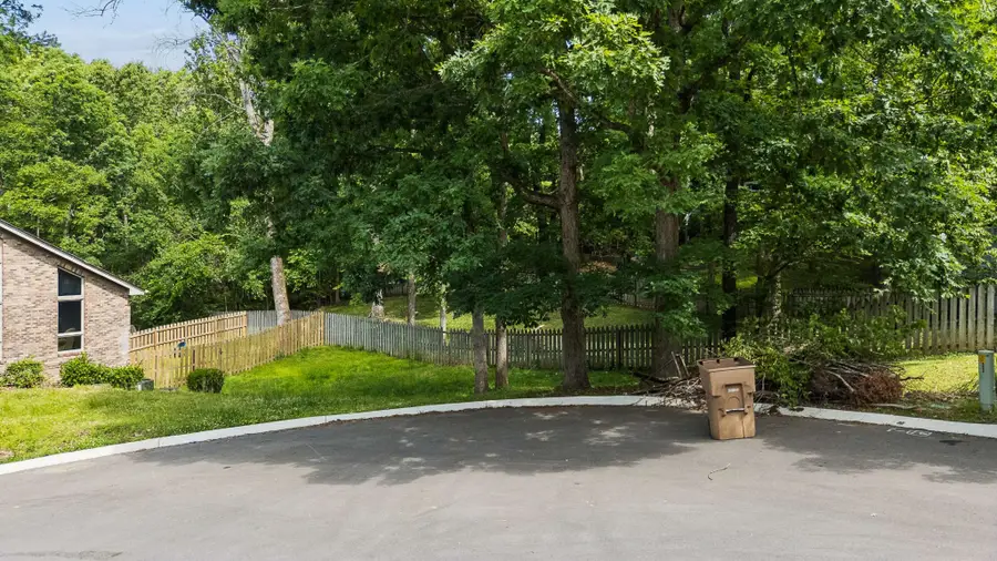 804 Harpeth Trace Pl, Nashville, TN 37221 - #3