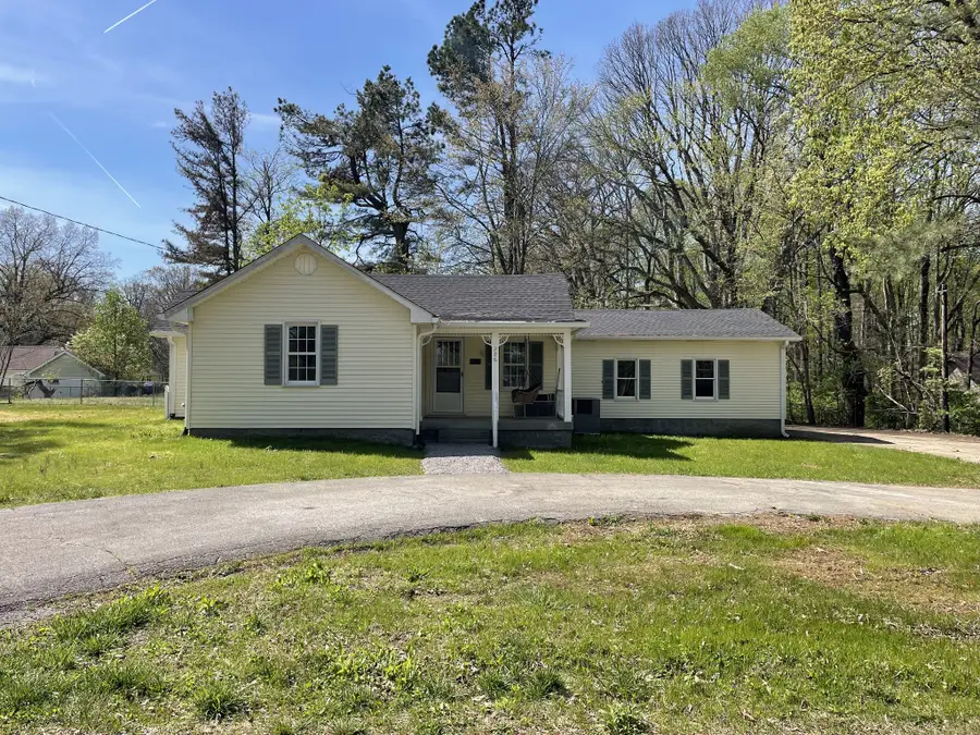 226 Bailey St, Goodlettsville, TN 37072 - #2