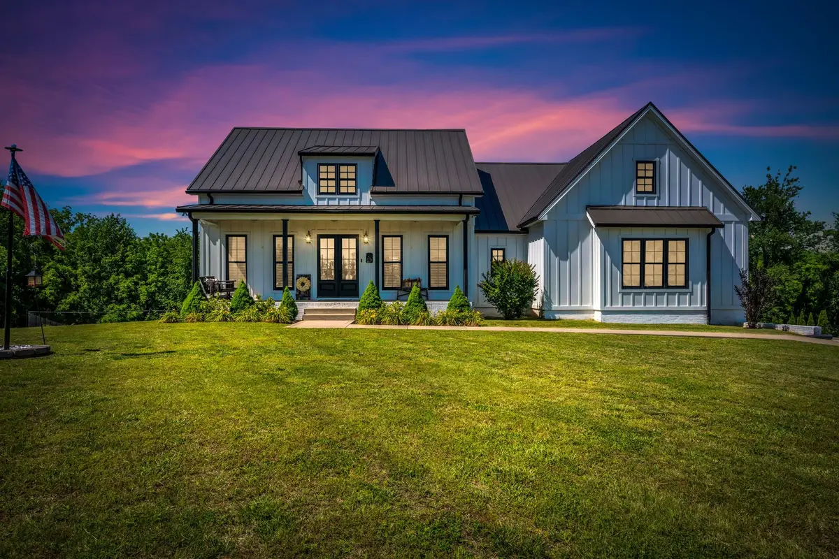 122 Hillside Dr, Dickson, TN 37055 - #1