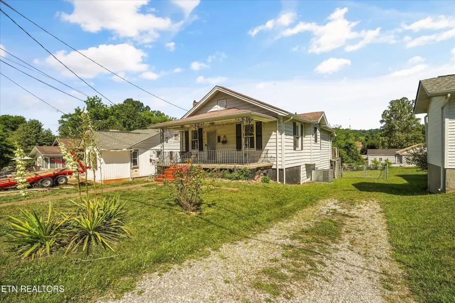1735 Nickerson Ave, Knoxville, TN 37917 - #2