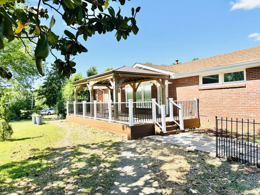 1255 Hillwood Dr, Clarksville, TN 37040 - #2