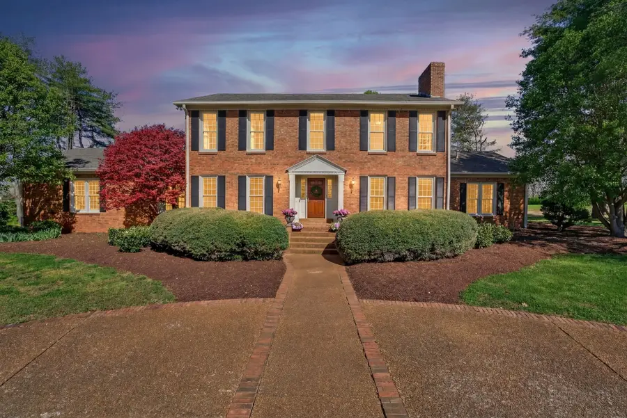 1553 N Main St, Mount Pleasant, TN 38474 - #2