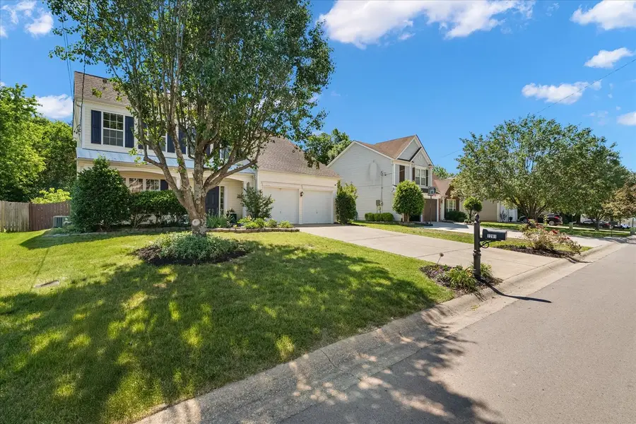 2261 Monthemer Cove Dr, Mount Juliet, TN 37122 - #3