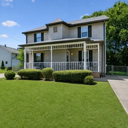 702 Enon Springs Rd W, Smyrna, TN 37167