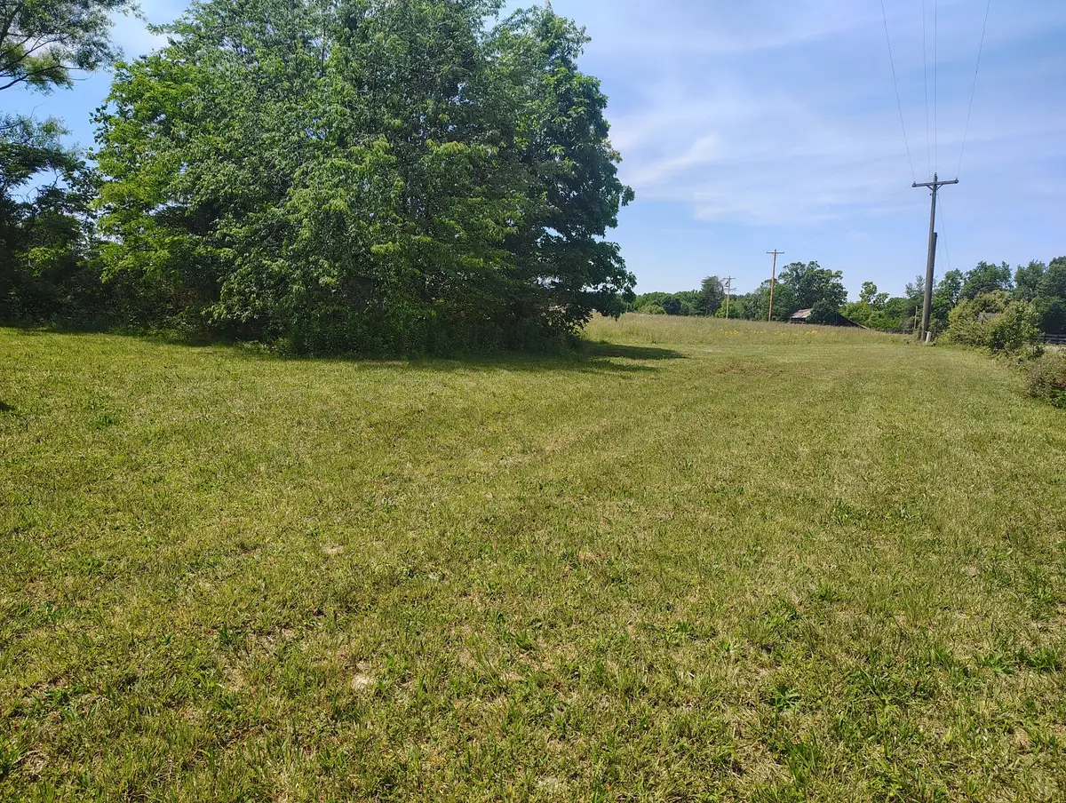 3740 Red Boiling Springs Rd, Lafayette, TN 37083 - #1