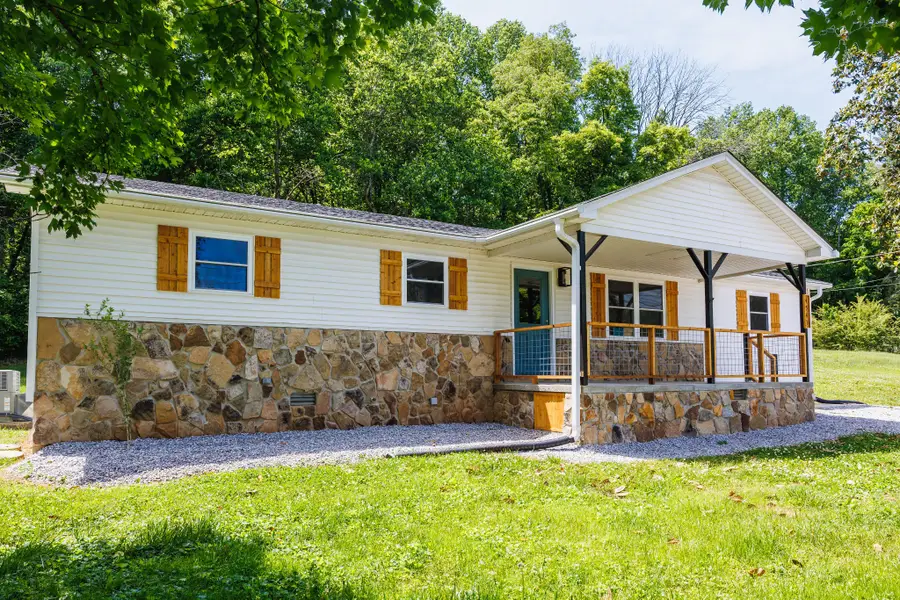 4543 S Creek Rd, Cookeville, TN 38506 - #3