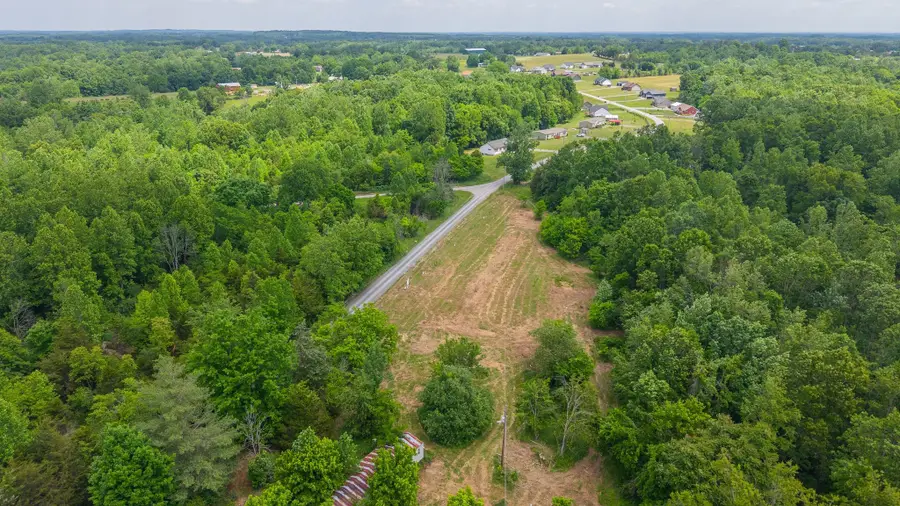 8489 Hoskins Hollow Rd, Westmoreland, TN 37186 - #3