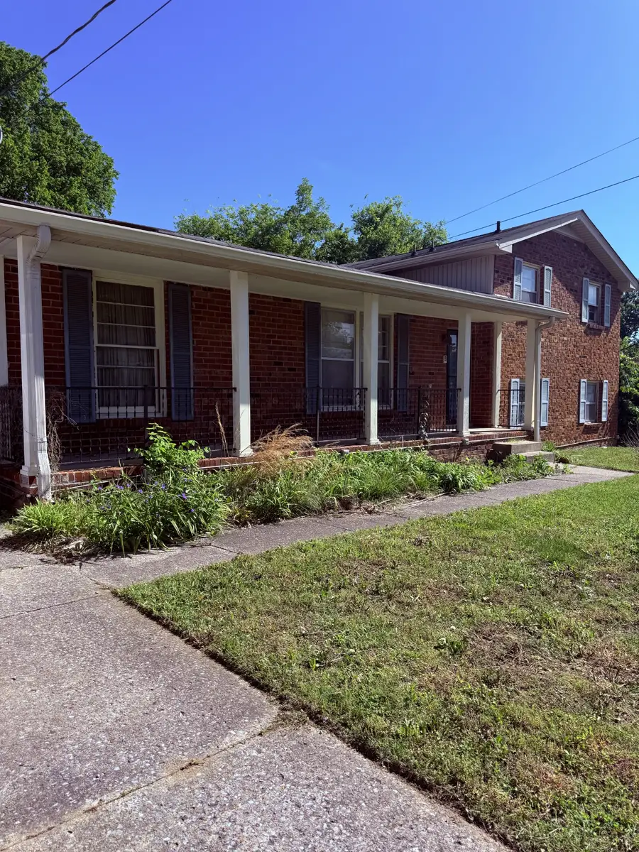 2945 Edge Moor Dr, Nashville, TN 37217 - #2