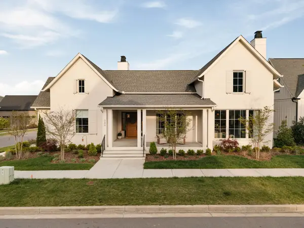 349 Stephens Valley Blvd, Nashville, TN 37221