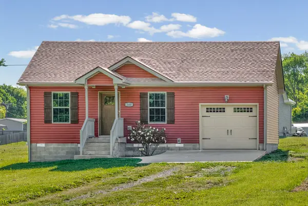 160 Texas Ave, Oak Grove, KY 42262