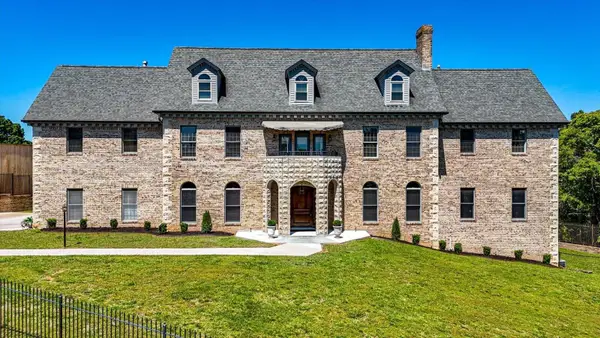 551 N Crest Court, Chattanooga, TN 37404