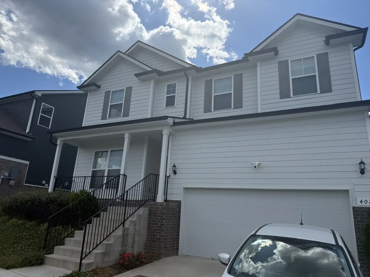 402 Jet Stream Dr, La Vergne, TN 37086 - #1