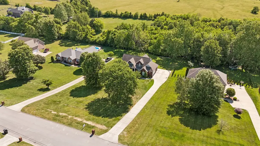 450 Bonnie Valley Dr, Lebanon, TN 37087 - #2