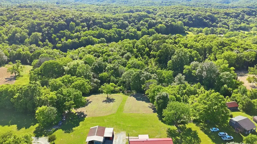 8526 Crawley Hill Rd, Mount Pleasant, TN 38474 - #2