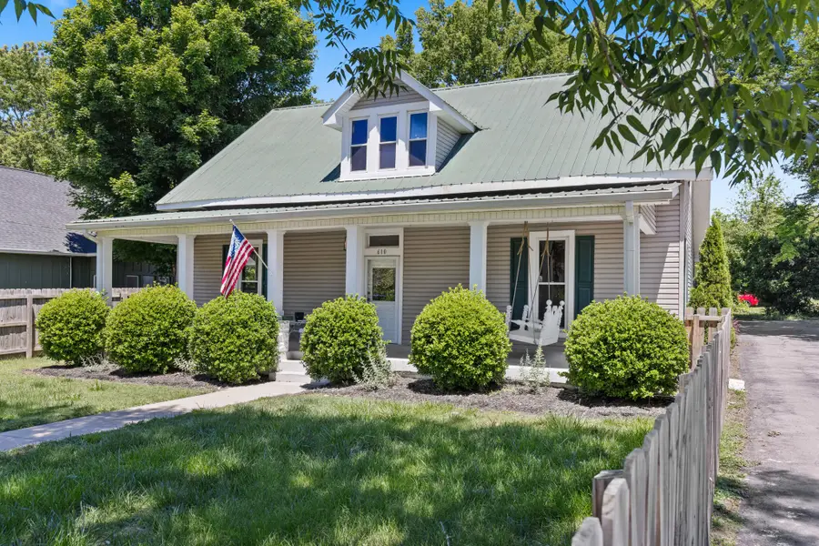 610 E Main St, Watertown, TN 37184 - #2