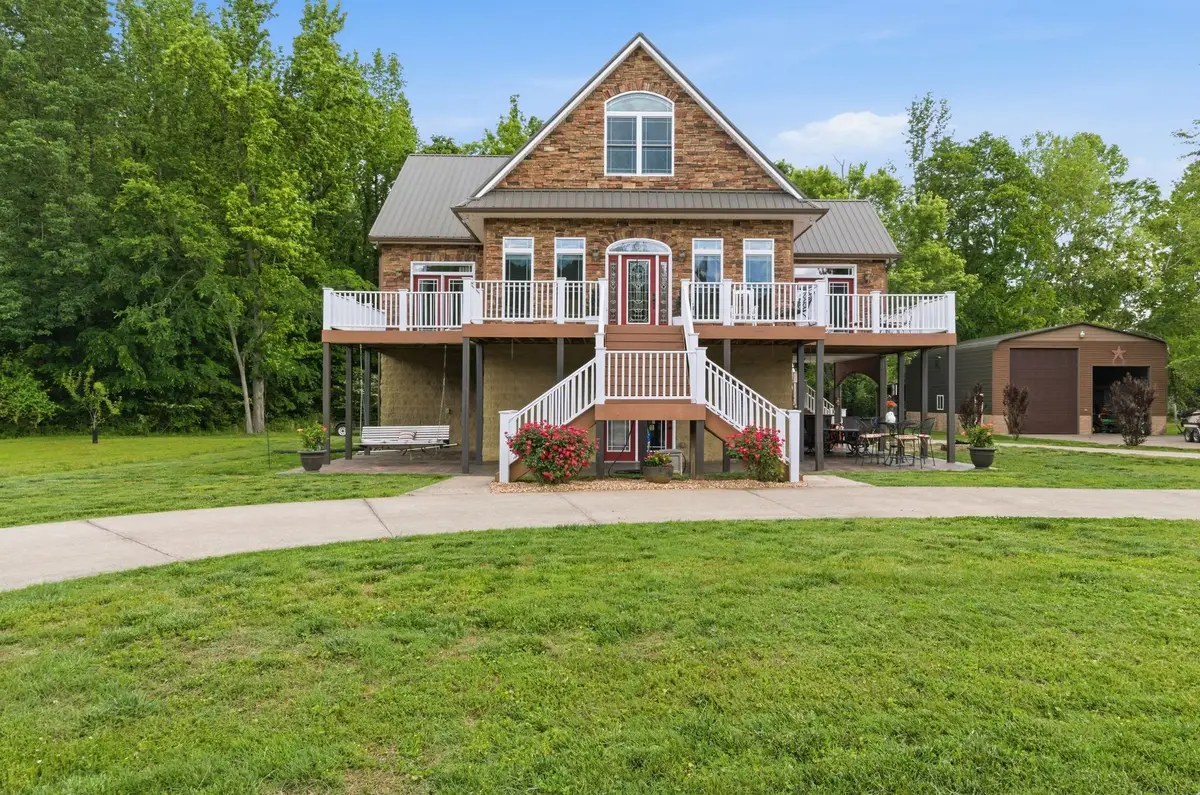 1024 Cumberland Dr, Chapmansboro, TN 37035 - #1