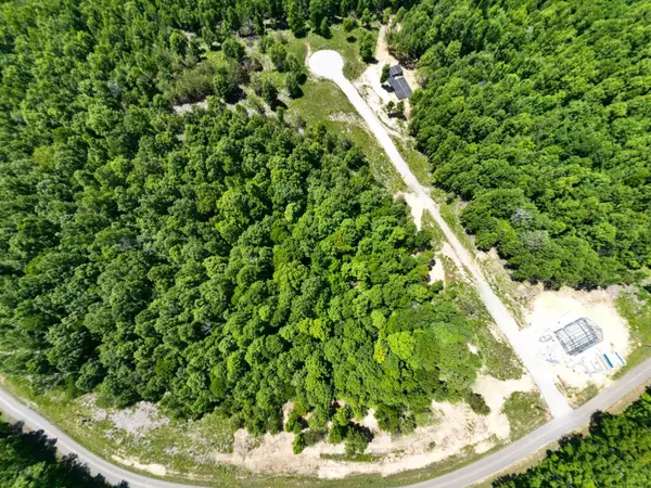321 Ridgetop Rd, Hampshire, TN 38461