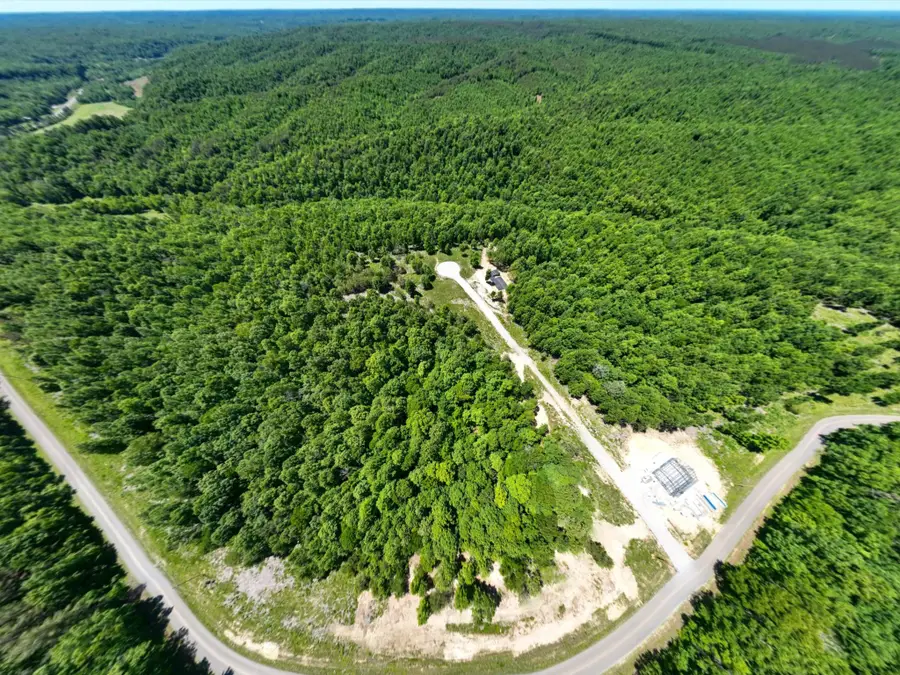 321 Ridgetop Rd, Hampshire, TN 38461 - #2