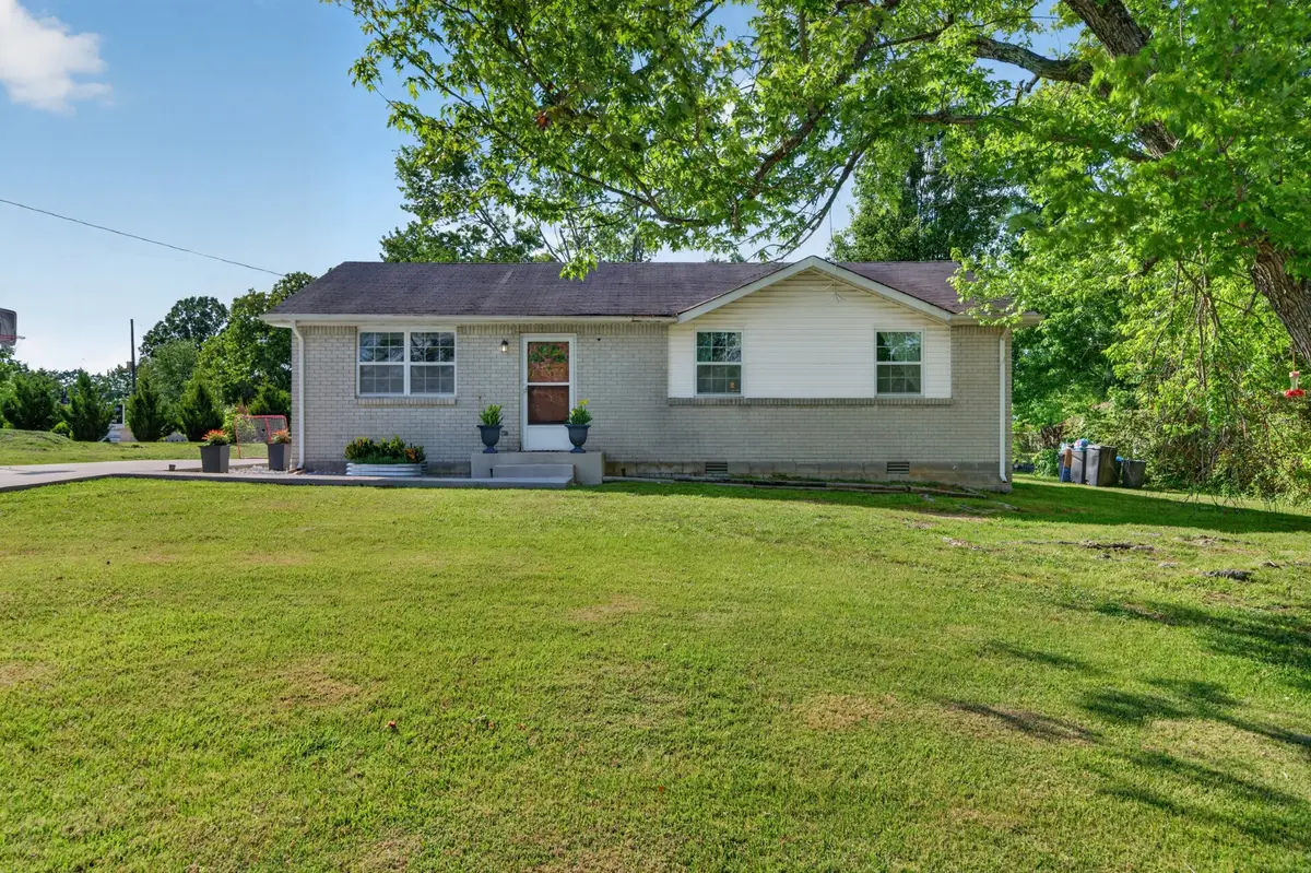 7103 Hall Ln, Fairview, TN 37062 - #1