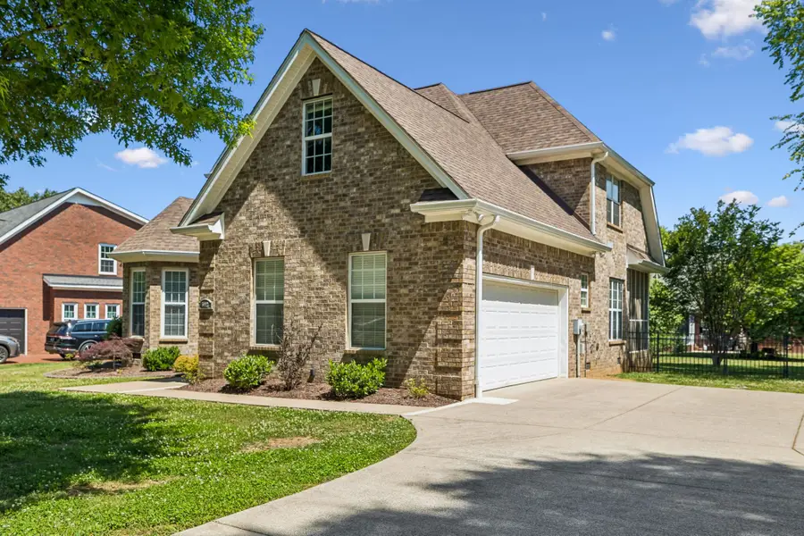 5442 Saint Ives Dr, Murfreesboro, TN 37128 - #3