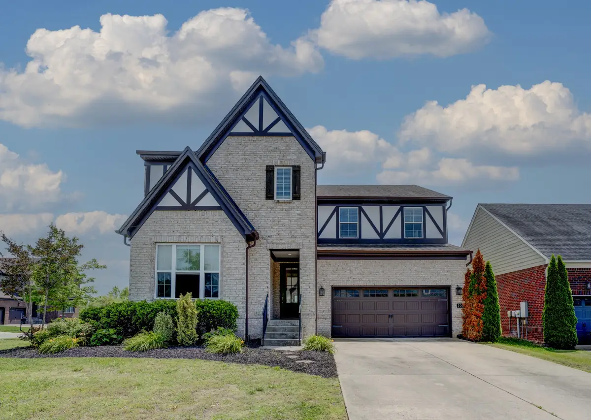 2001 Oliver Dr, Mount Juliet, TN 37122 - #1