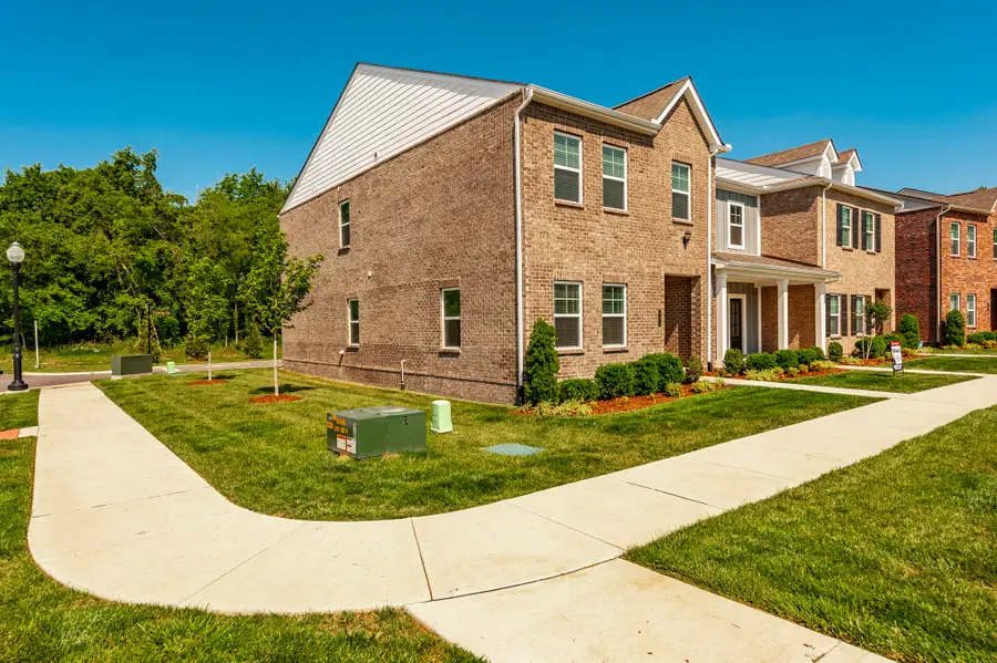 781 Coburg St, Gallatin, TN 37066 - #3