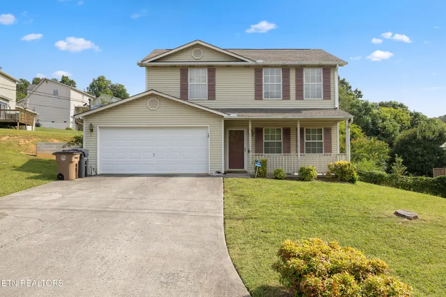 5950 Warrenpark Ln, Knoxville, TN 37912 - #2