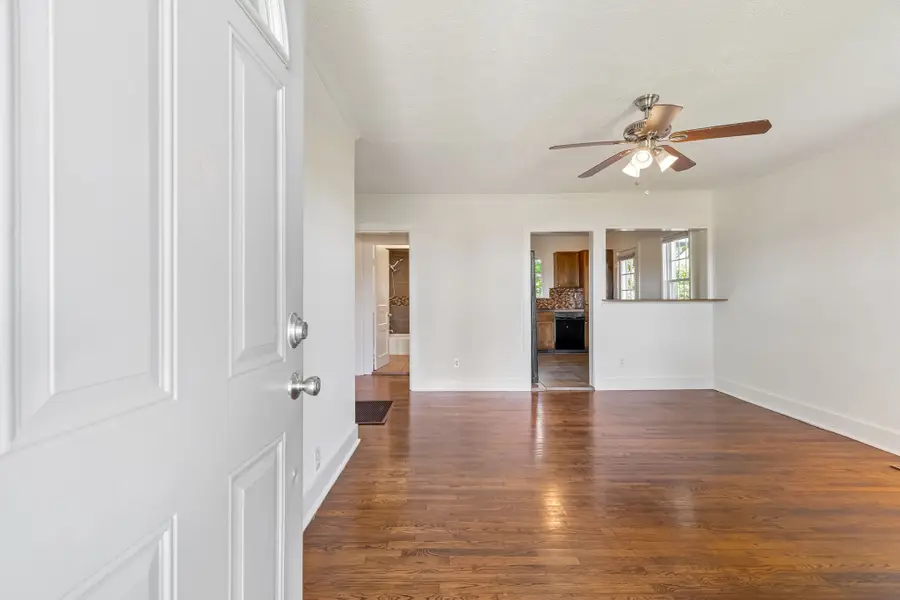 2008 Thomas Ave, Columbia, TN 38401 - #2