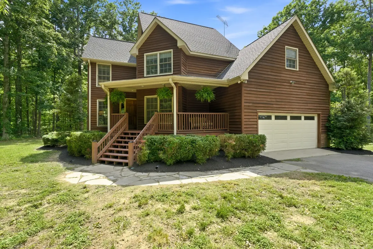 957 Ford Rd, White Bluff, TN 37187 - #1