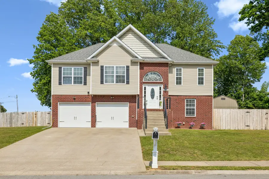 644 Ashley Oaks Dr, Clarksville, TN 37042 - #2