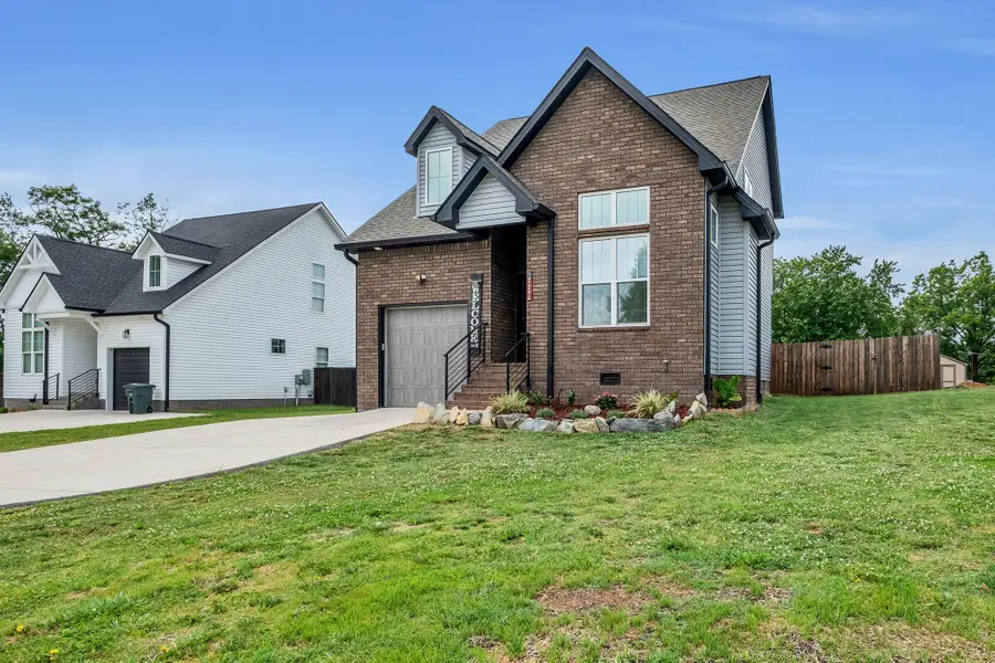 208 Freedom Dr, Portland, TN 37148 - #2