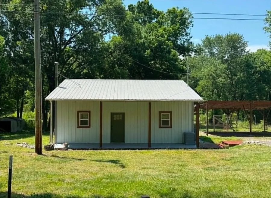 2267 Leatherwood Rd, Stewart, TN 37175 - #2