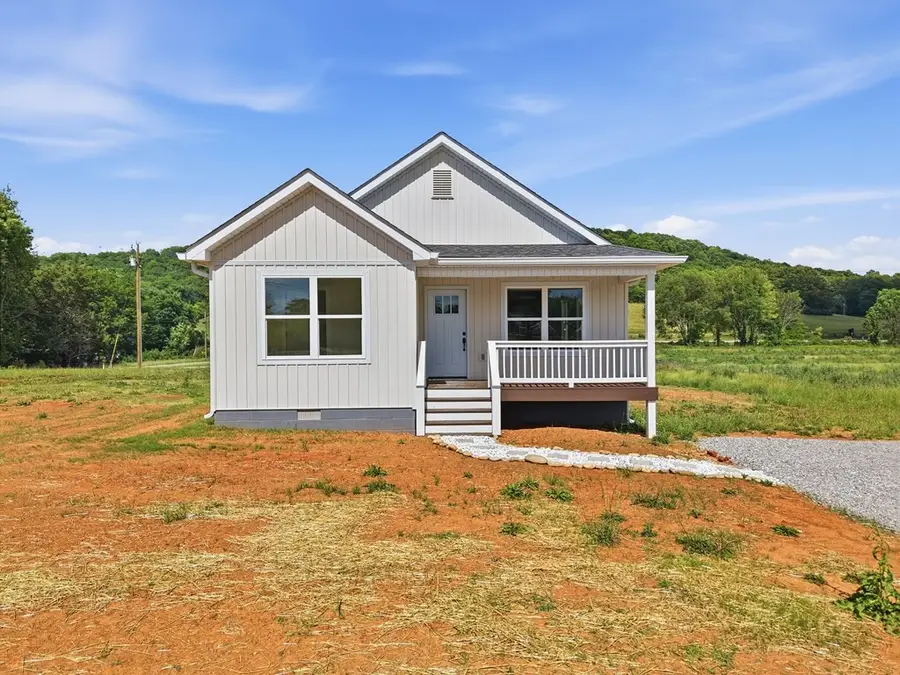 892 Old Cookeville Rd, Sparta, TN 38583 - #2