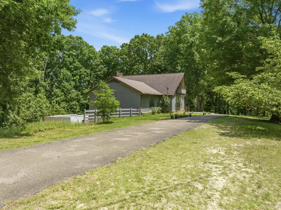 4110 Corinth Rd, Lexington, TN 38351 - #3