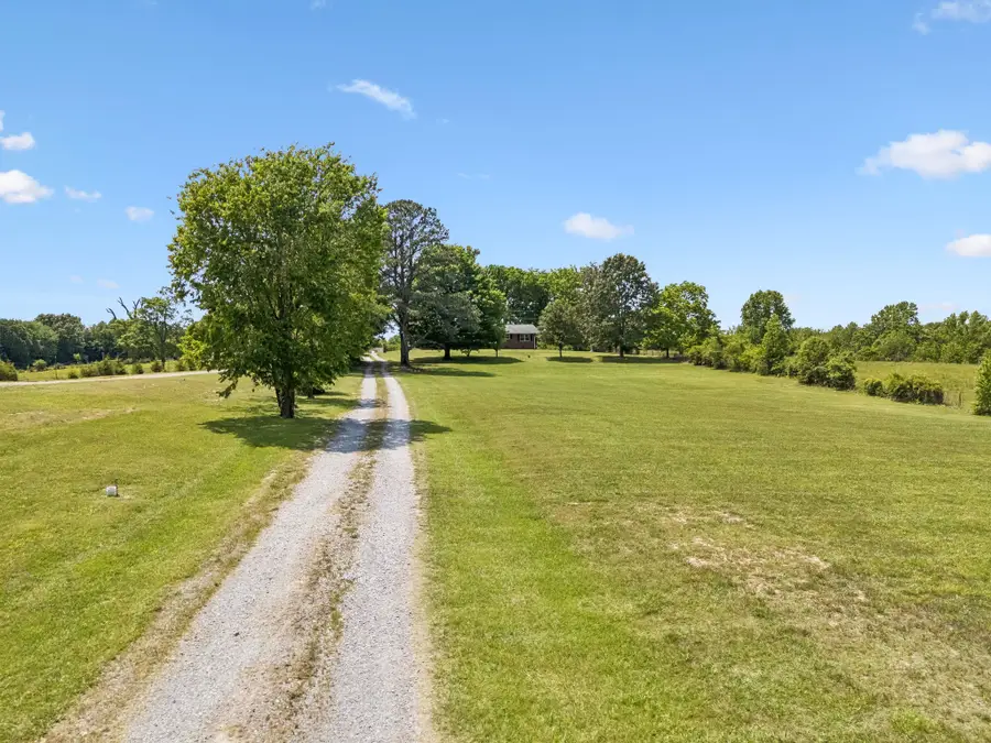 2586 Highway 48, Clarksville, TN 37040 - #2