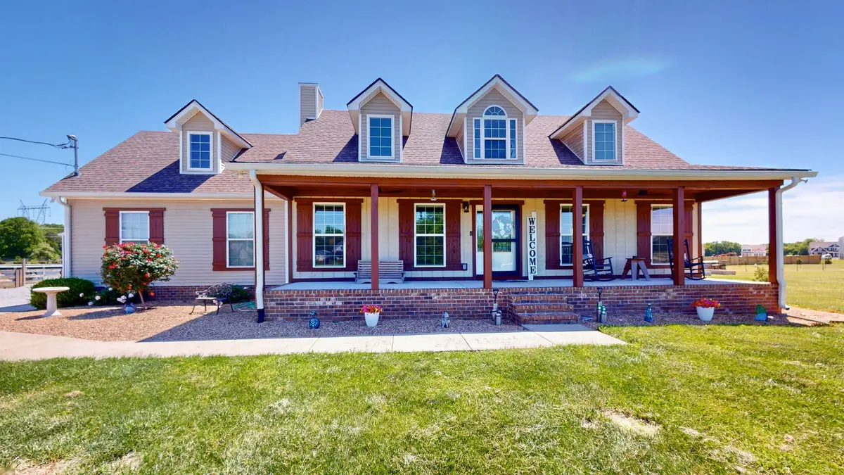 4105 Pyles Rd, Chapel Hill, TN 37034 - #1