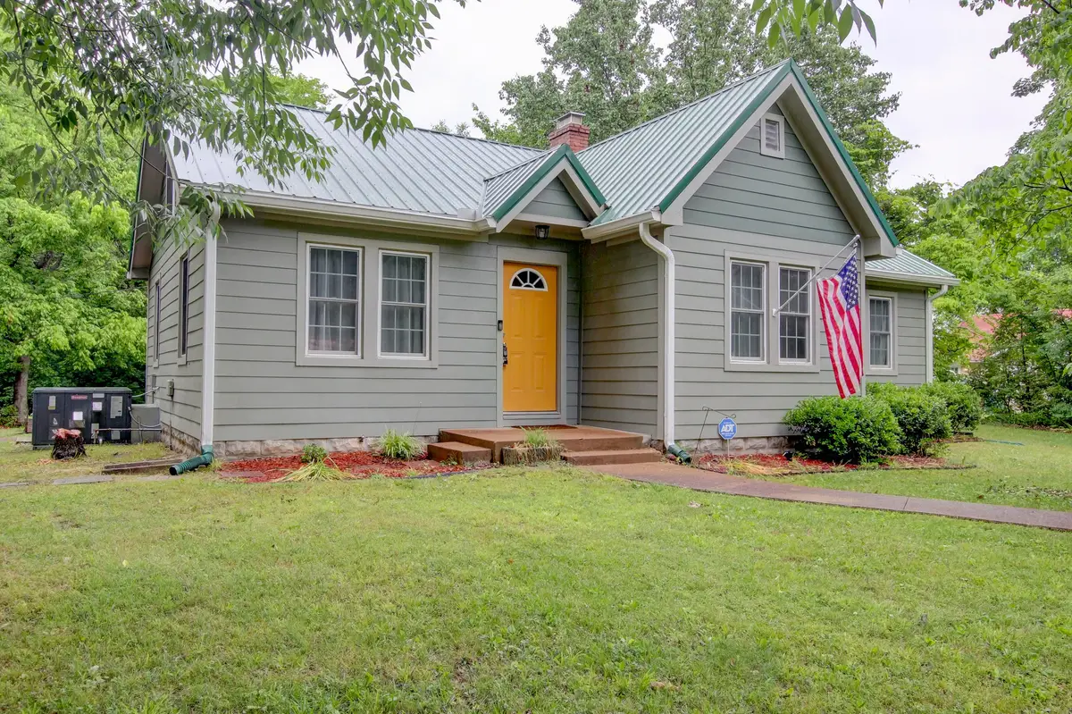 1115 Woodard St, Clarksville, TN 37040 - #1