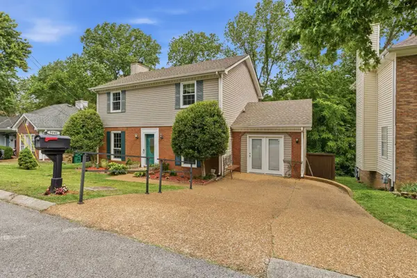 5141 English Village Dr, Nashville, TN 37211