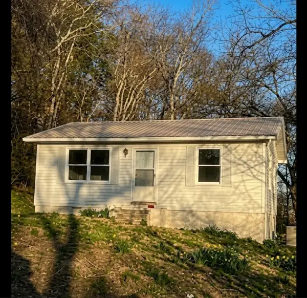 326 Clifton Tpke, Waynesboro, TN 38485
