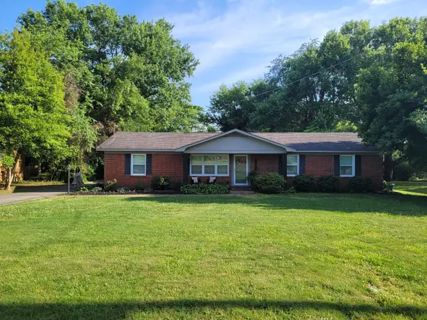 112 Bel Aire Dr, Winchester, TN 37398