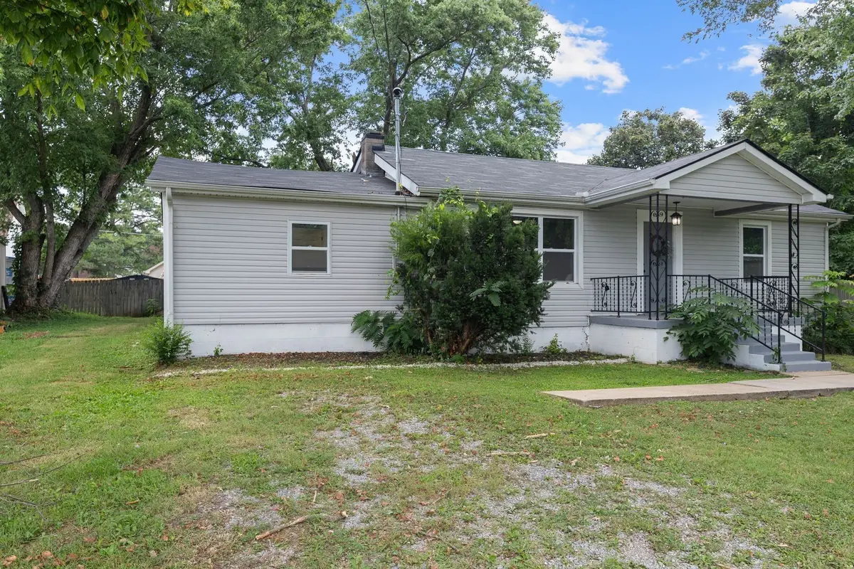544 Stones River Rd, La Vergne, TN 37086 - #1