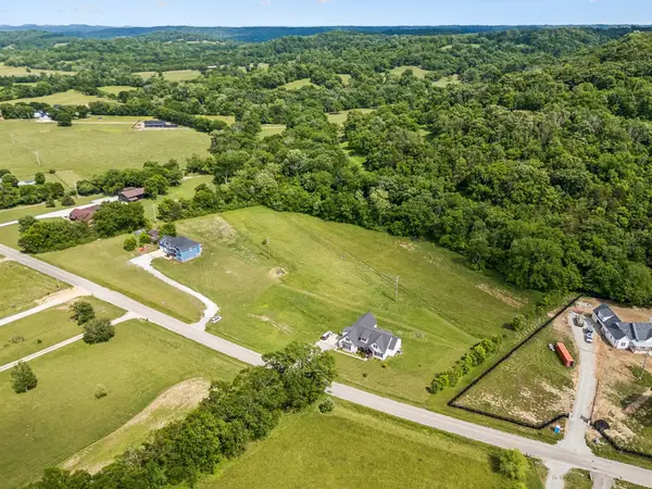 3001 Valley Creek Rd, Culleoka, TN 38451
