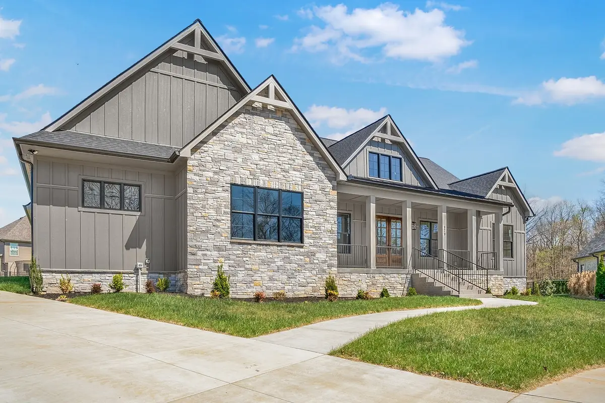 879 Shady Bluff Trl, Clarksville, TN 37043 - #1