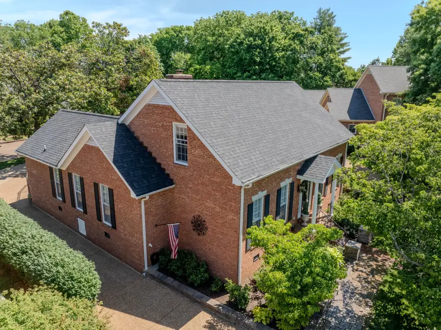404 Chesterfield Pl, Franklin, TN 37064 - #2