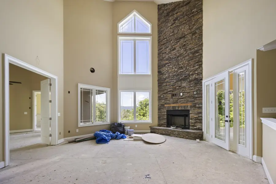 201 Roarks Ridge Rd, Decherd, TN 37324 - #2