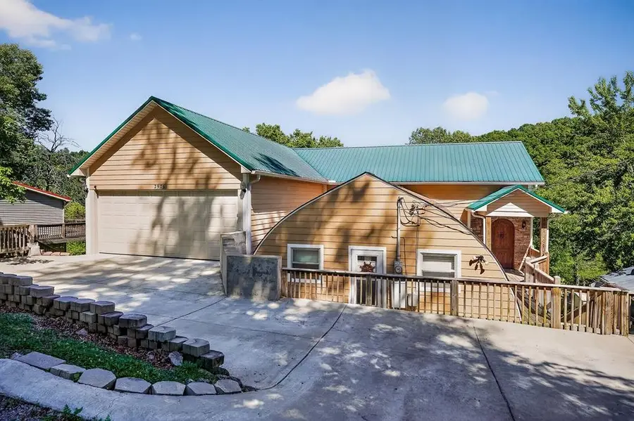 2975 Johnson Chapel Rd, Sparta, TN 38583 - #2