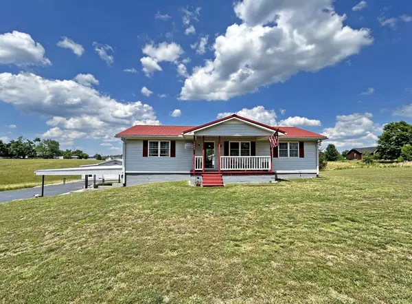 2065 Austin Rd, Lafayette, TN 37083