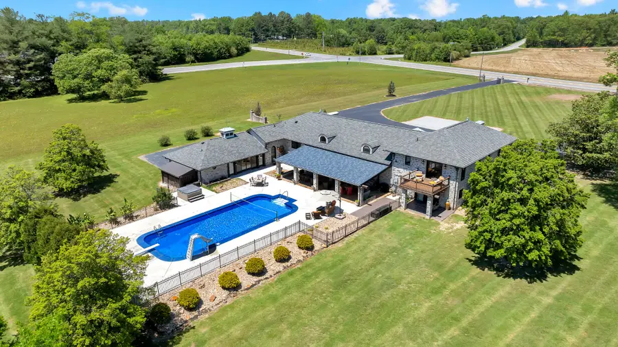 5016 Hillsboro Hwy, Hillsboro, TN 37342 - #2